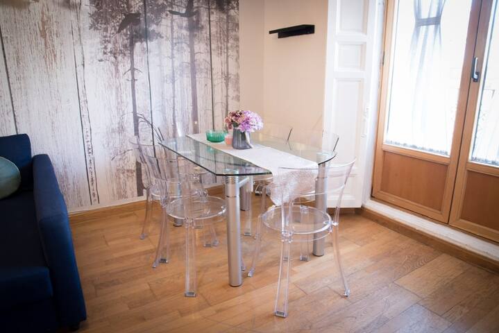 Disfruta, en la misma Plaza Mayor bonito y amplio gallery image 4