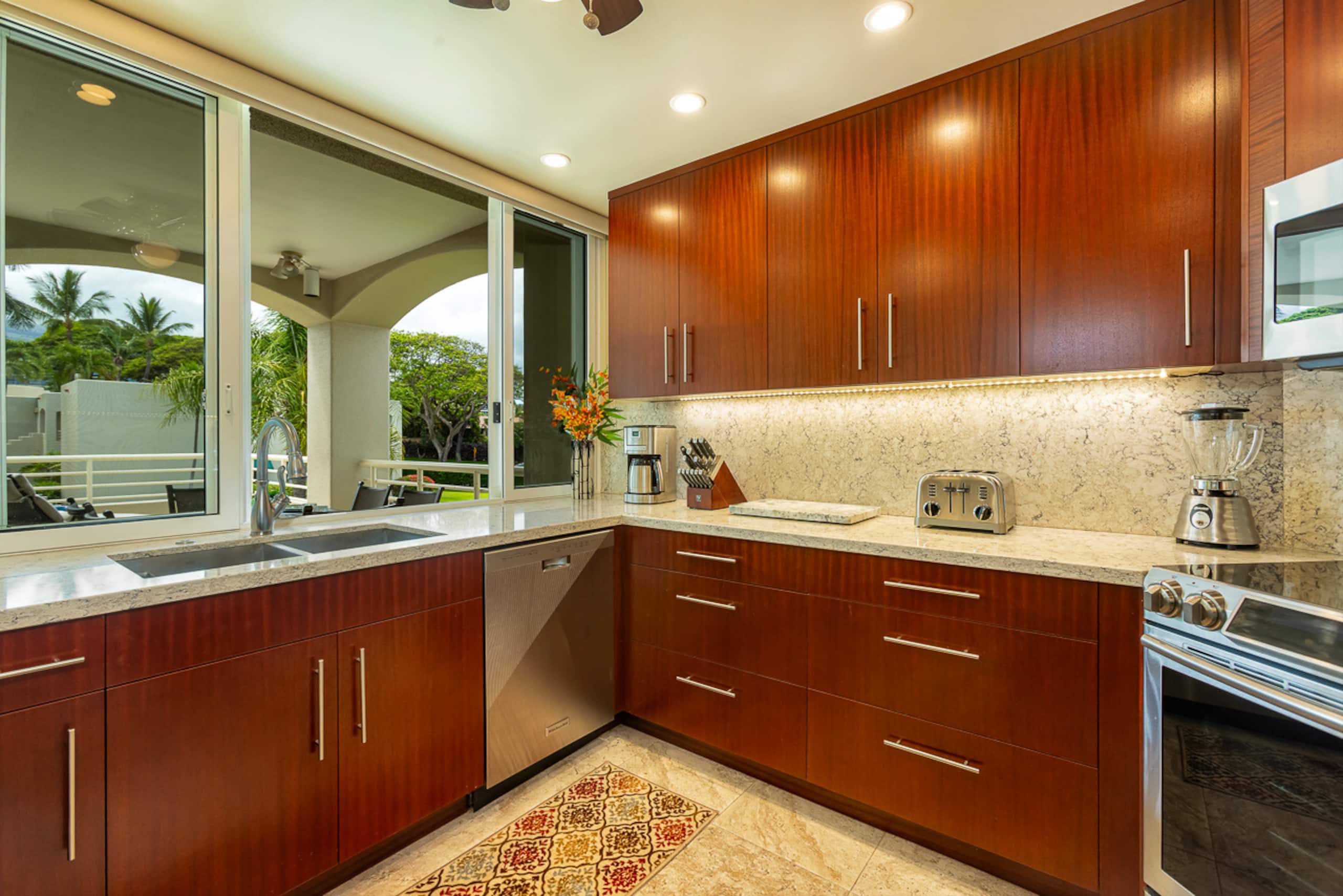 Condo in Kihei · ★5.0 · 2 bedrooms · 3 beds · 2 baths - Image 24