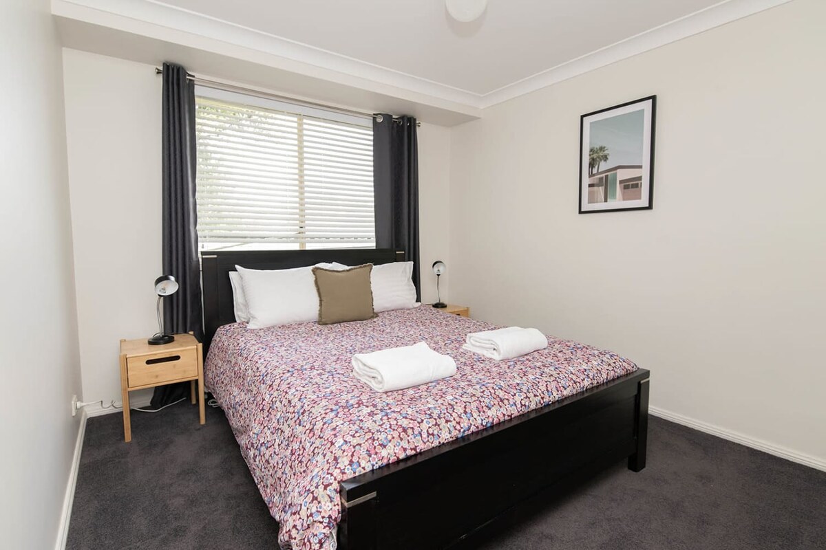 საძინებელი 4