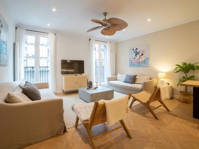 Apartamento Deluxe Bella Easo by Cisan Rentals gallery image 3