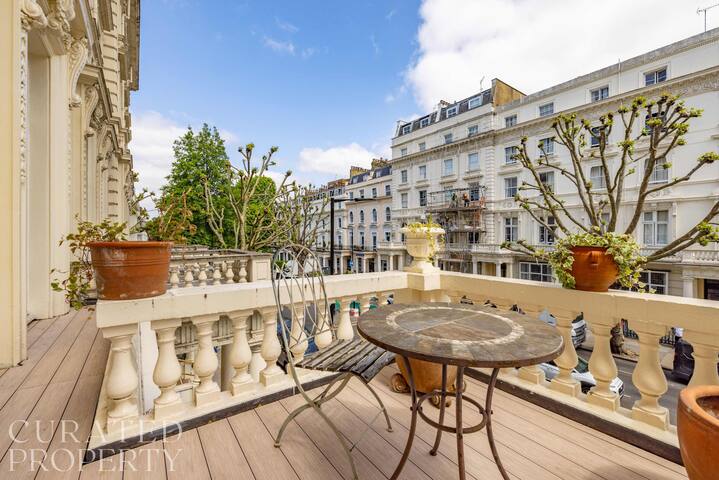 Lavish Apartment with Roof Garden beside Hyde Park gallery image 5