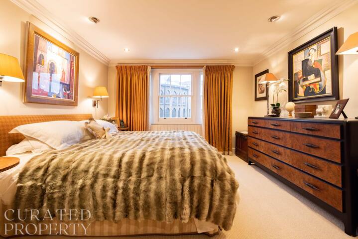 Lavish Apartment with Roof Garden beside Hyde Park gallery image 3