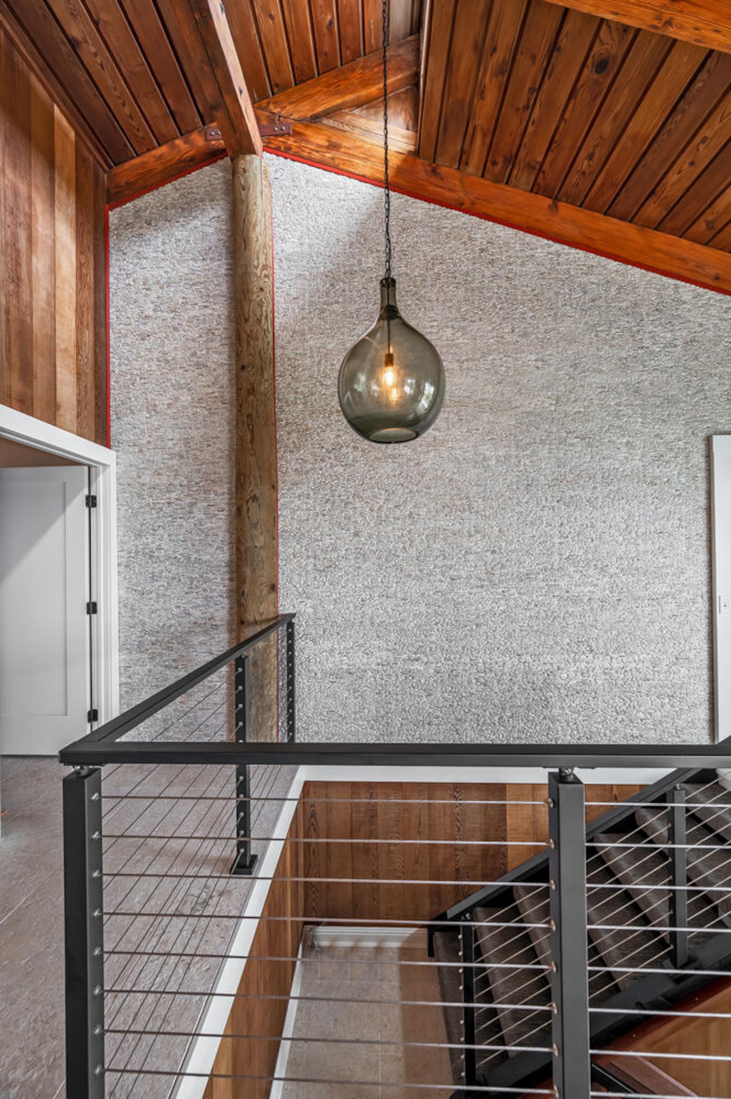 Home in Kailua · ★5.0 · 3 bedrooms · 4 beds · 4 shared baths - Image 12