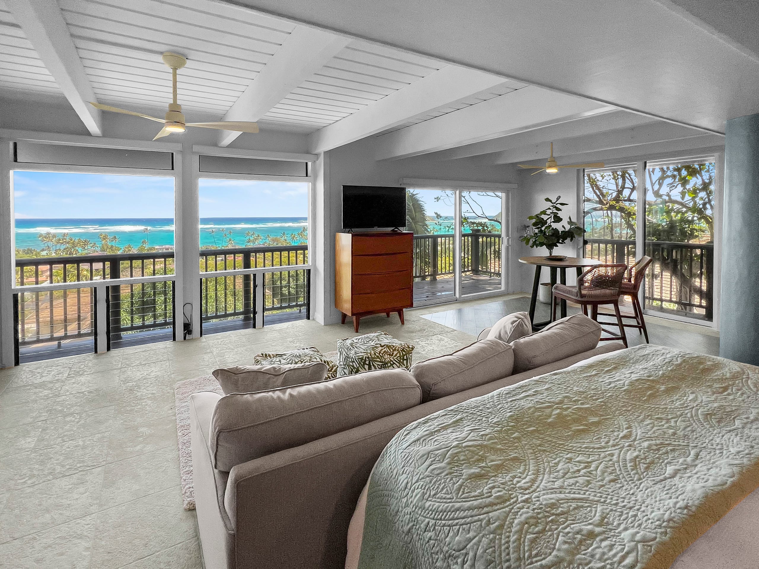 Home in Kailua · ★5.0 · 3 bedrooms · 4 beds · 4 shared baths - Image 23