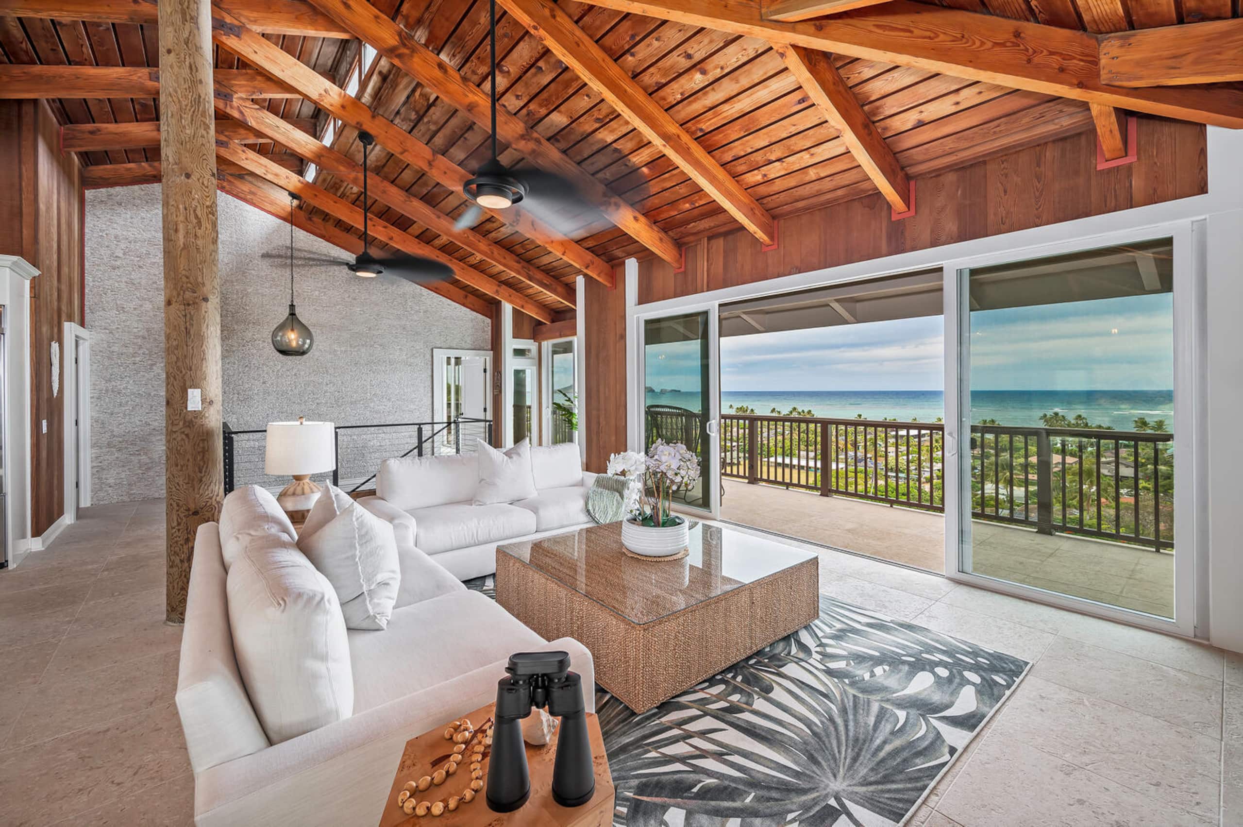 Home in Kailua · ★5.0 · 3 bedrooms · 4 beds · 4 shared baths - Image 6