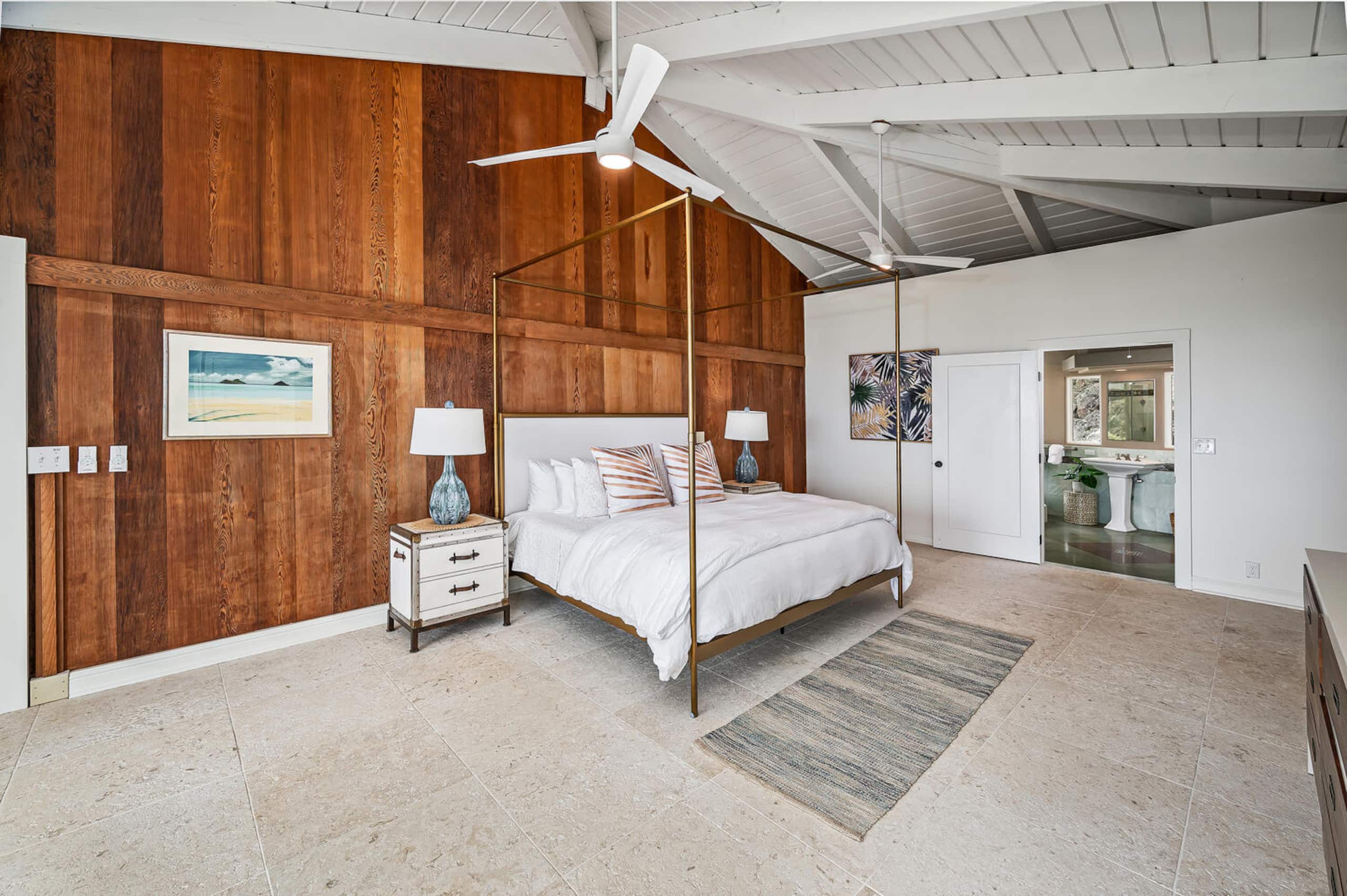 Home in Kailua · ★5.0 · 3 bedrooms · 4 beds · 4 shared baths - Image 16