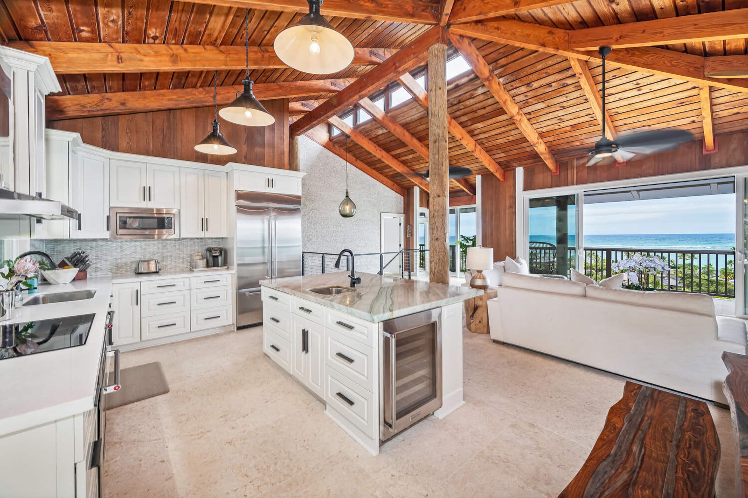 Home in Kailua · ★5.0 · 3 bedrooms · 4 beds · 4 shared baths - Image 10