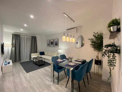 XI Morales & Arnal Apartments