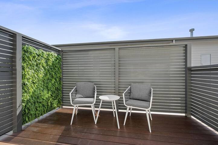 Anderson Central Townhouse – Torquay gallery image 5