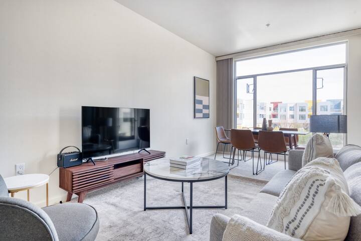 Blueground | Palo Alto, w/d, pool & spa, nr 280