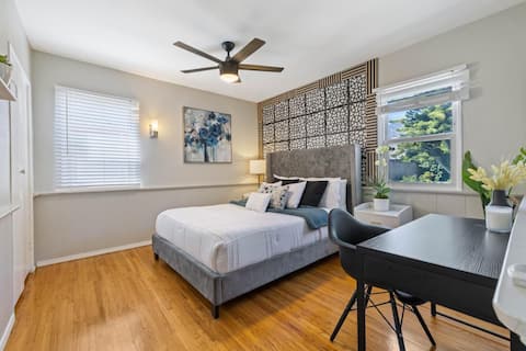 Walkable To Old Town Monrovia/ Cozy 4 Br House