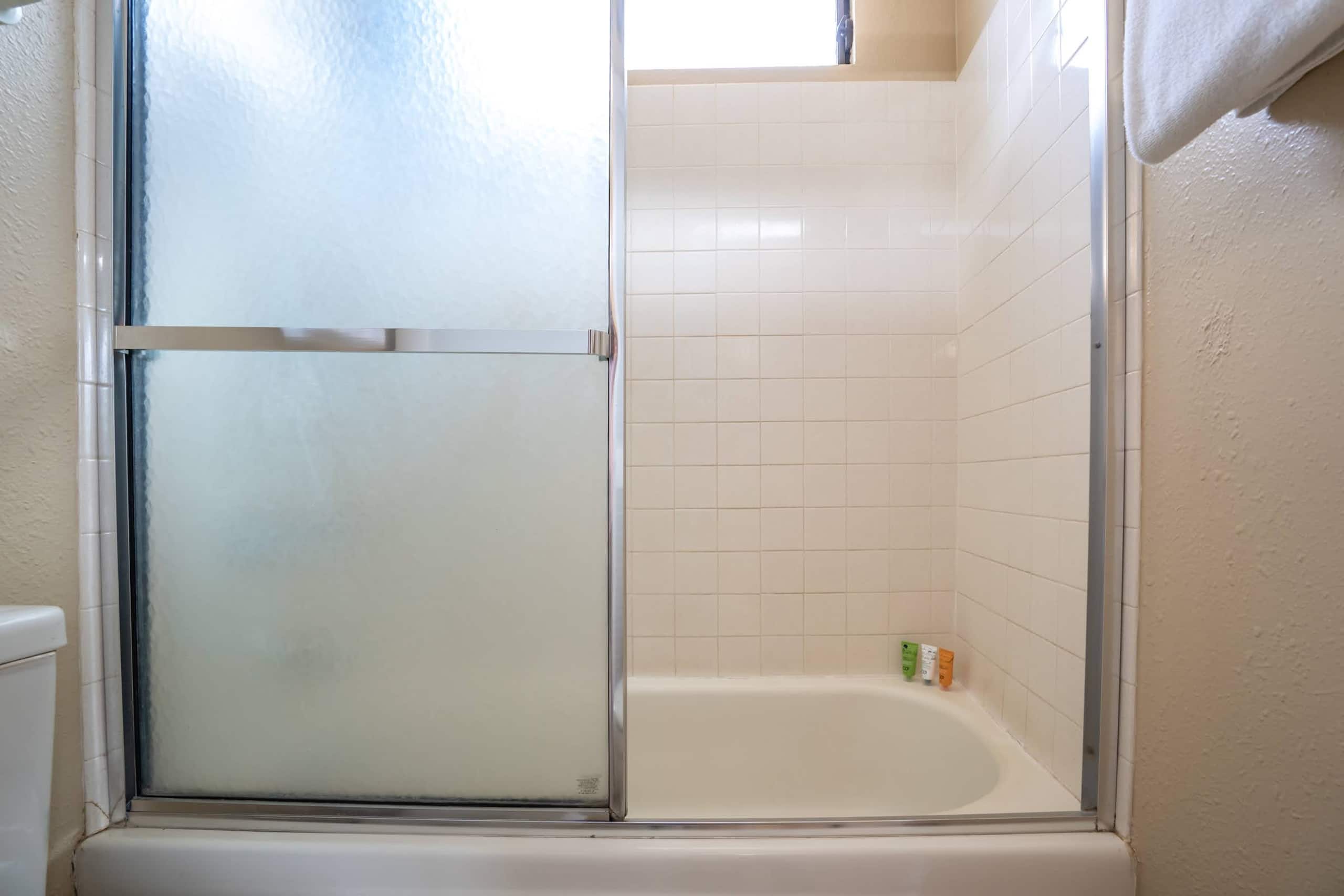 Condo in Kihei · ★4.29 · 2 bedrooms · 4 beds · 2 baths - Image 23