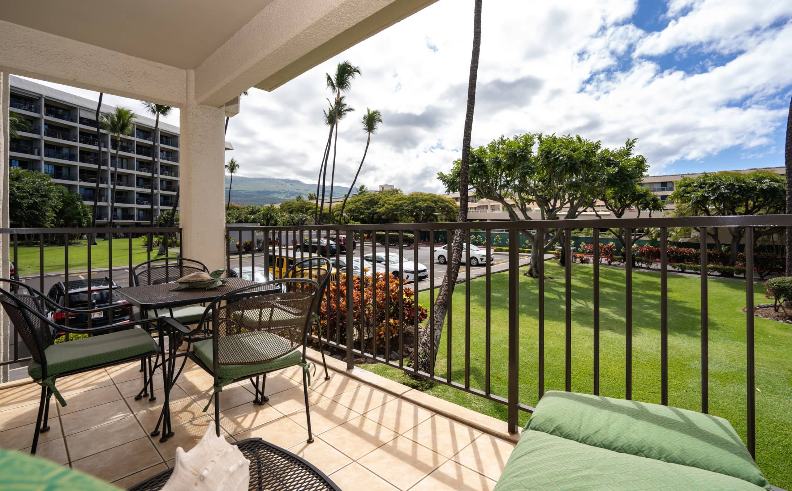 Condo in Kihei · ★4.29 · 2 bedrooms · 4 beds · 2 baths - Image 2