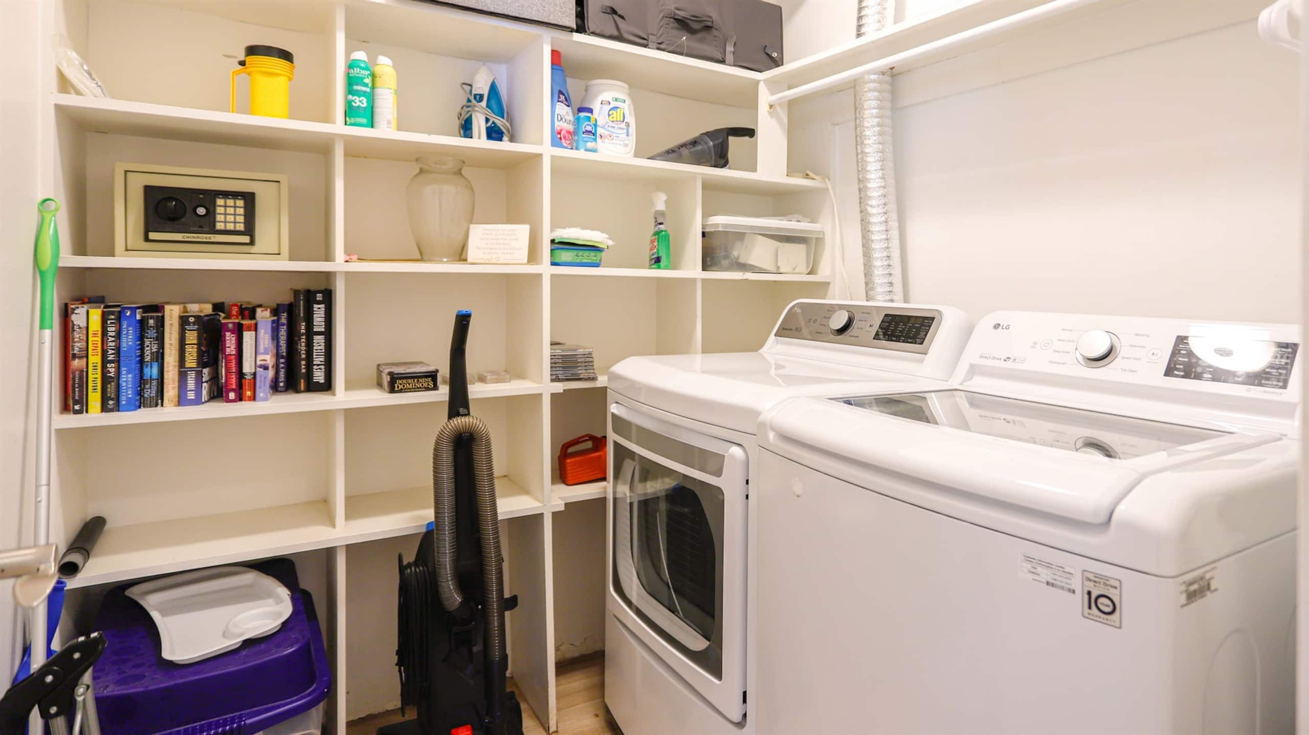 Condo in Lahaina · ★5.0 · 1 bedroom · 2 beds · 1 bath - Image 19