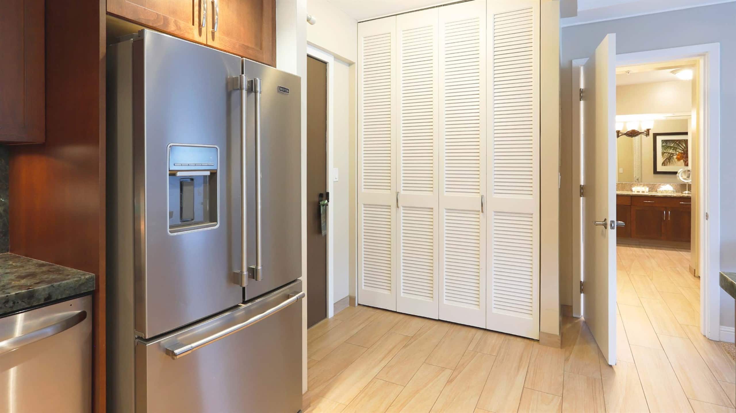 Condo in Lahaina · ★5.0 · 1 bedroom · 2 beds · 1 bath - Image 11