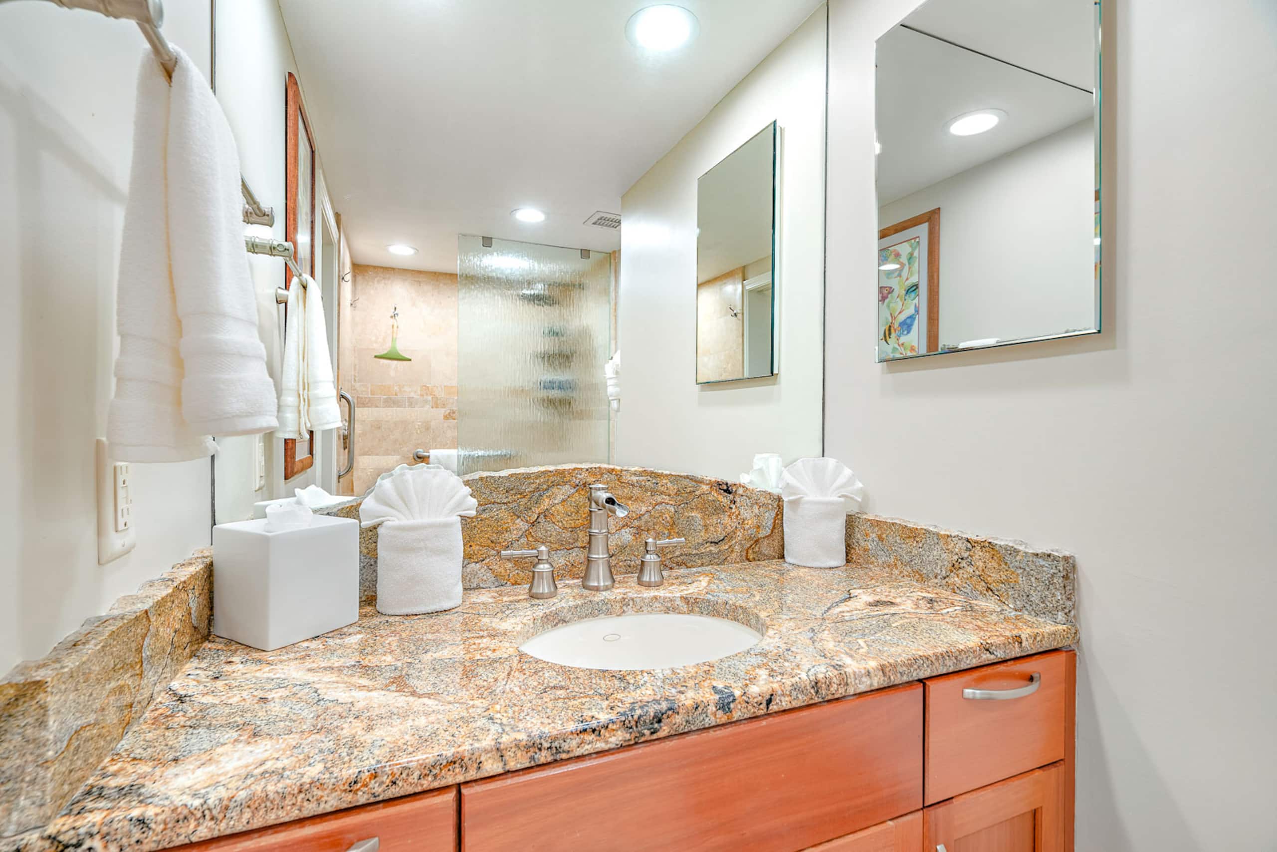 Condo in Lahaina · ★4.89 · 2 bedrooms · 3 beds · 2 baths - Image 28