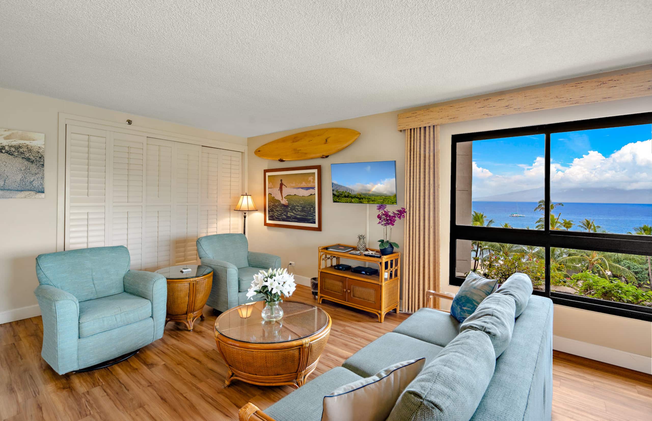 Condo in Lahaina · ★4.57 · 2 bedrooms · 3 beds · 2 baths - Image 7
