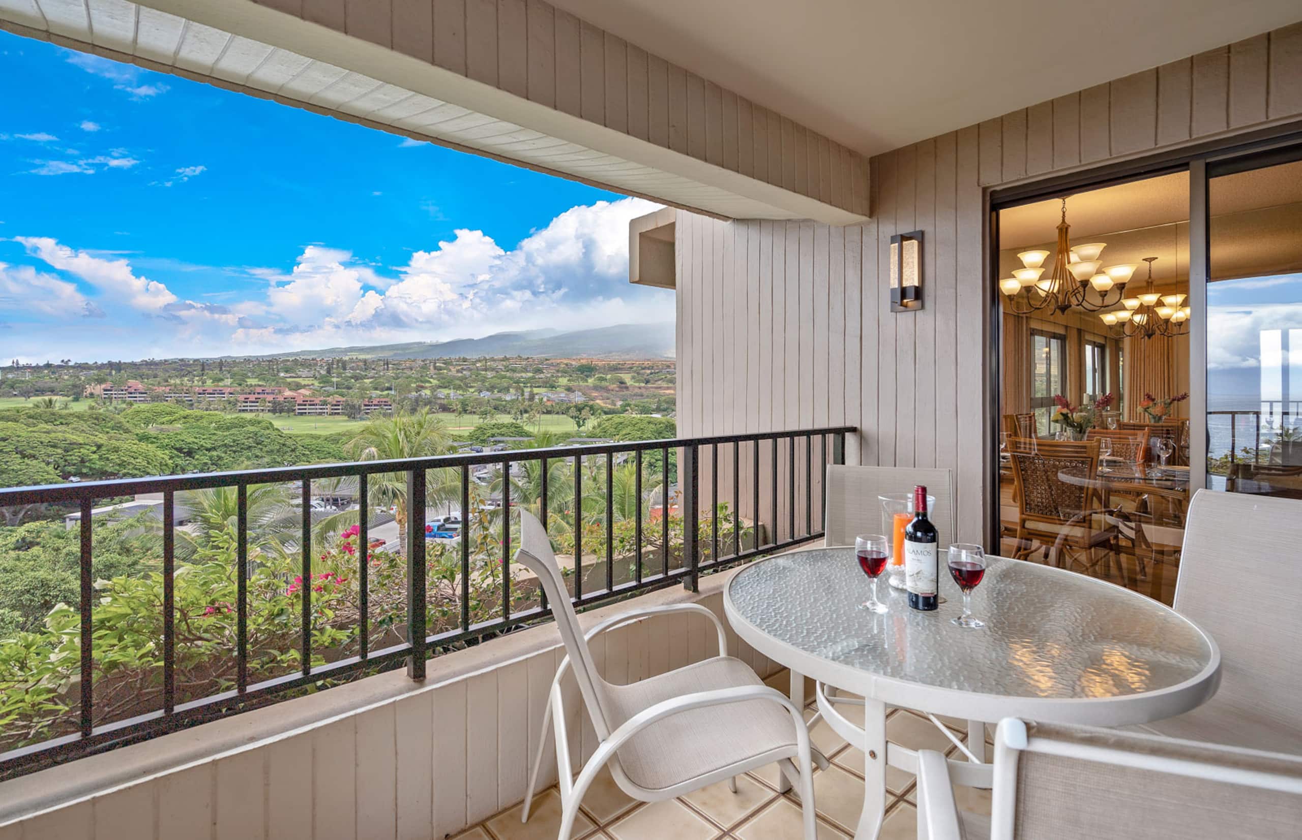 Condo in Lahaina · ★4.57 · 2 bedrooms · 3 beds · 2 baths - Image 5