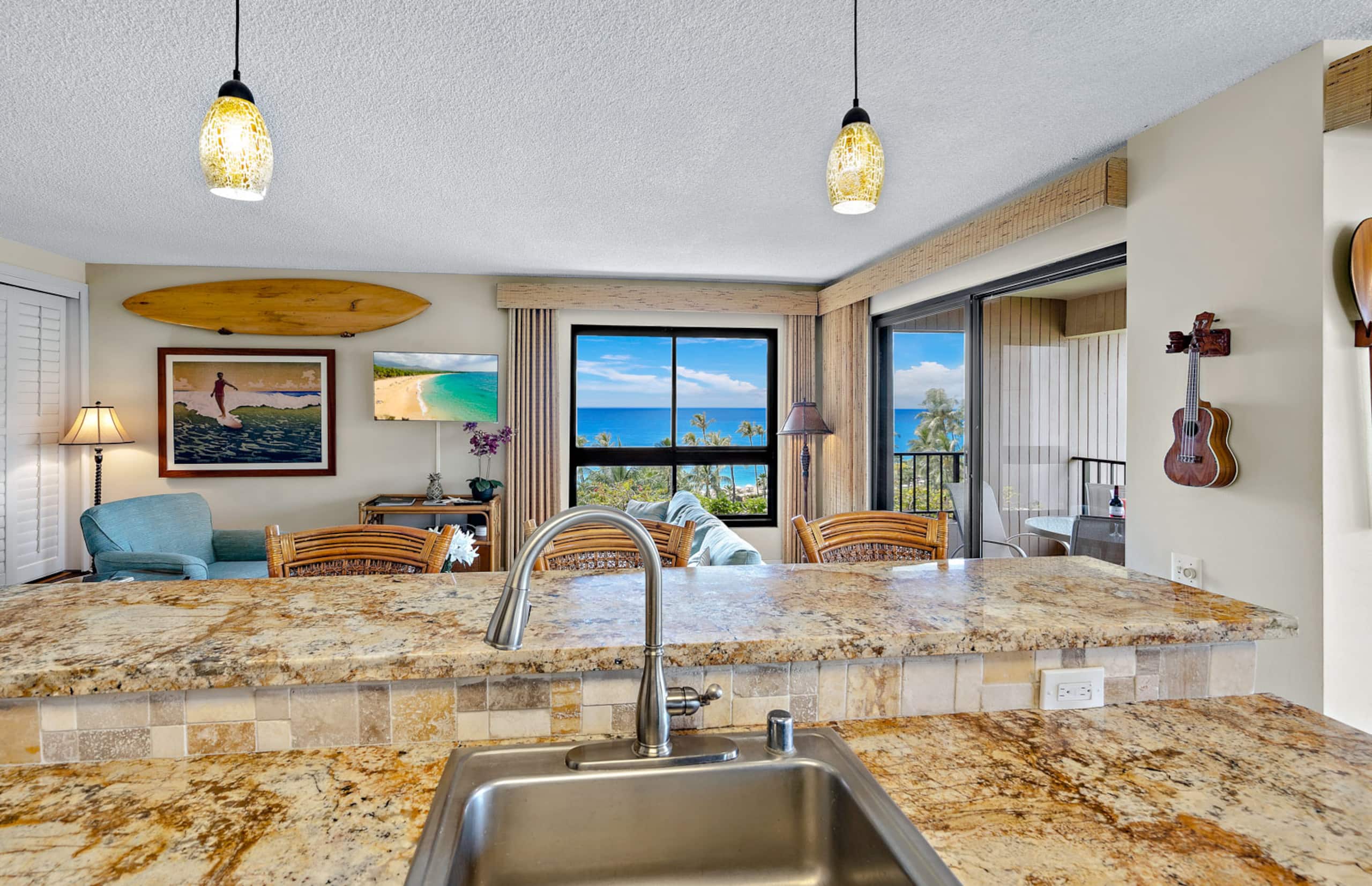 Condo in Lahaina · ★4.57 · 2 bedrooms · 3 beds · 2 baths - Image 10