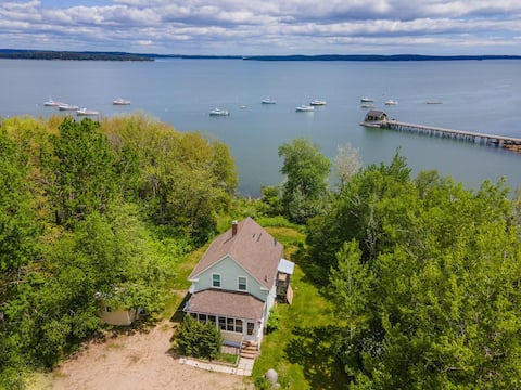 Milbridge Harbor View House