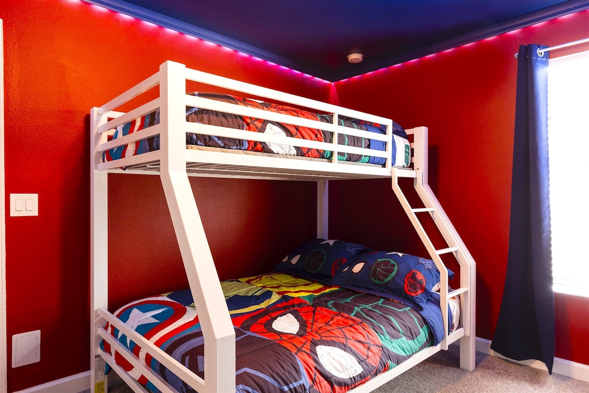 Avengers Room - krevet na kat