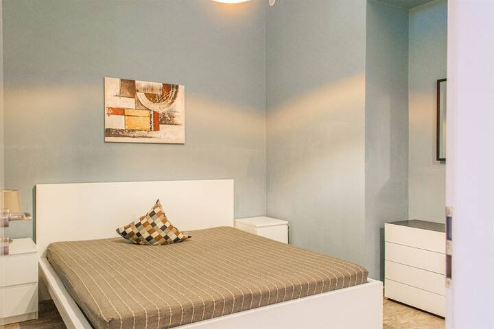 Stunning 4BDR Flat For Celebrations gallery image 5