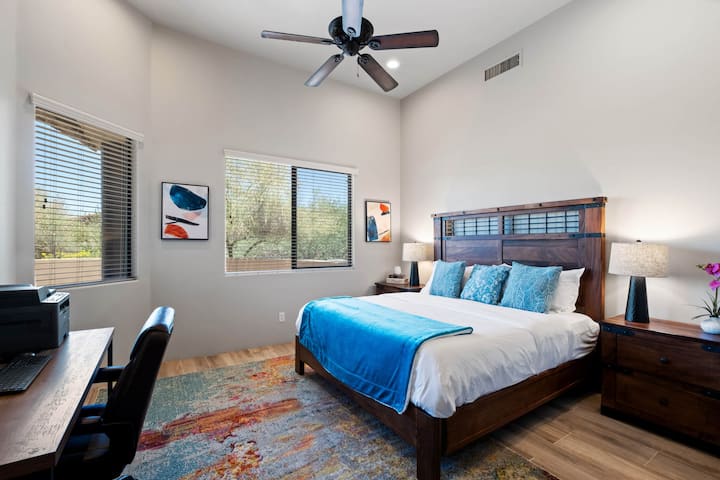 Guest Bedroom/Office w/King Bed, Smart TV, Monitor, Mouse, Keyboard & Printer