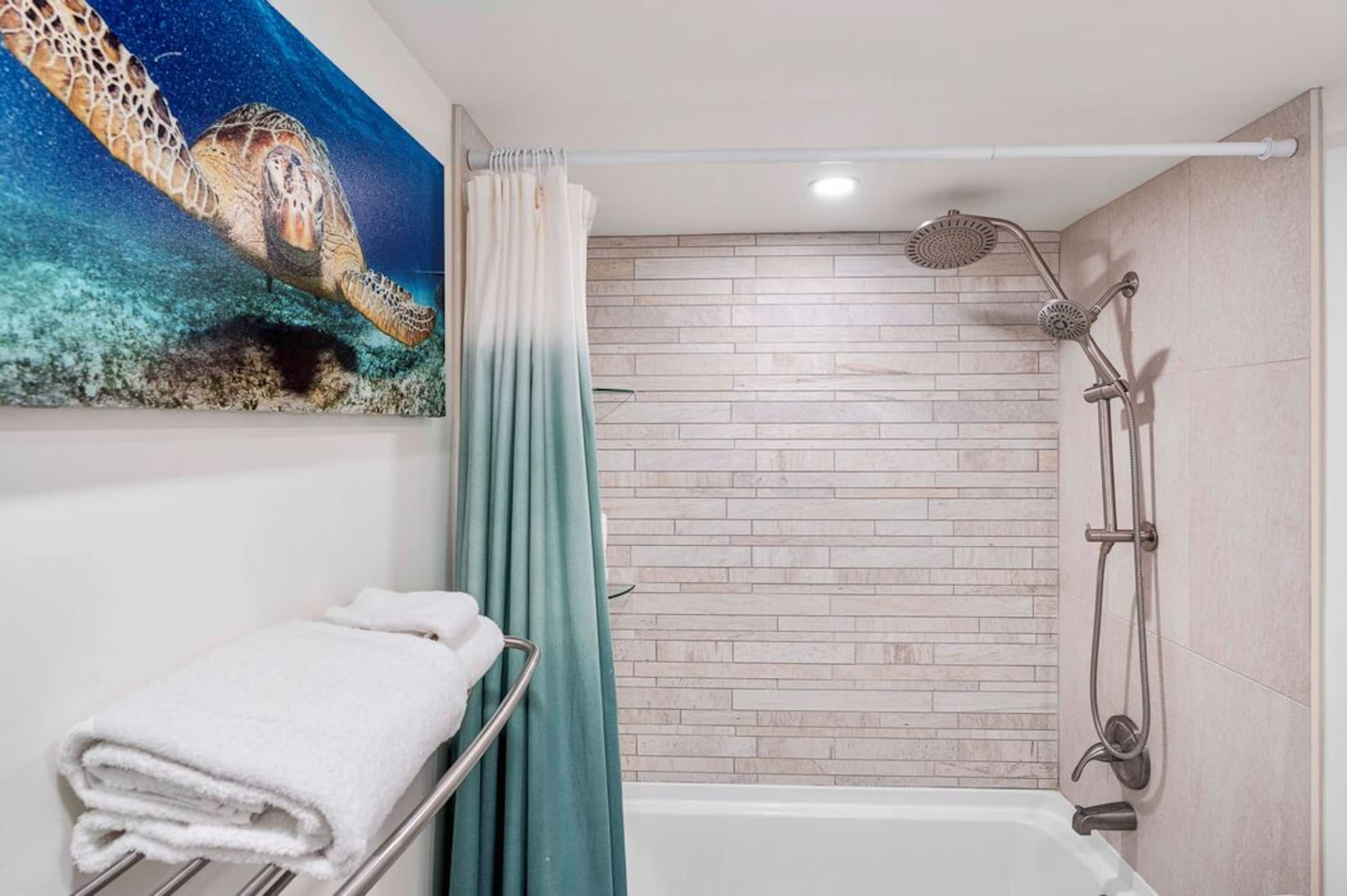 Condo in Kailua-Kona · ★4.68 · 2 bedrooms · 3 beds · 2 baths - Image 27