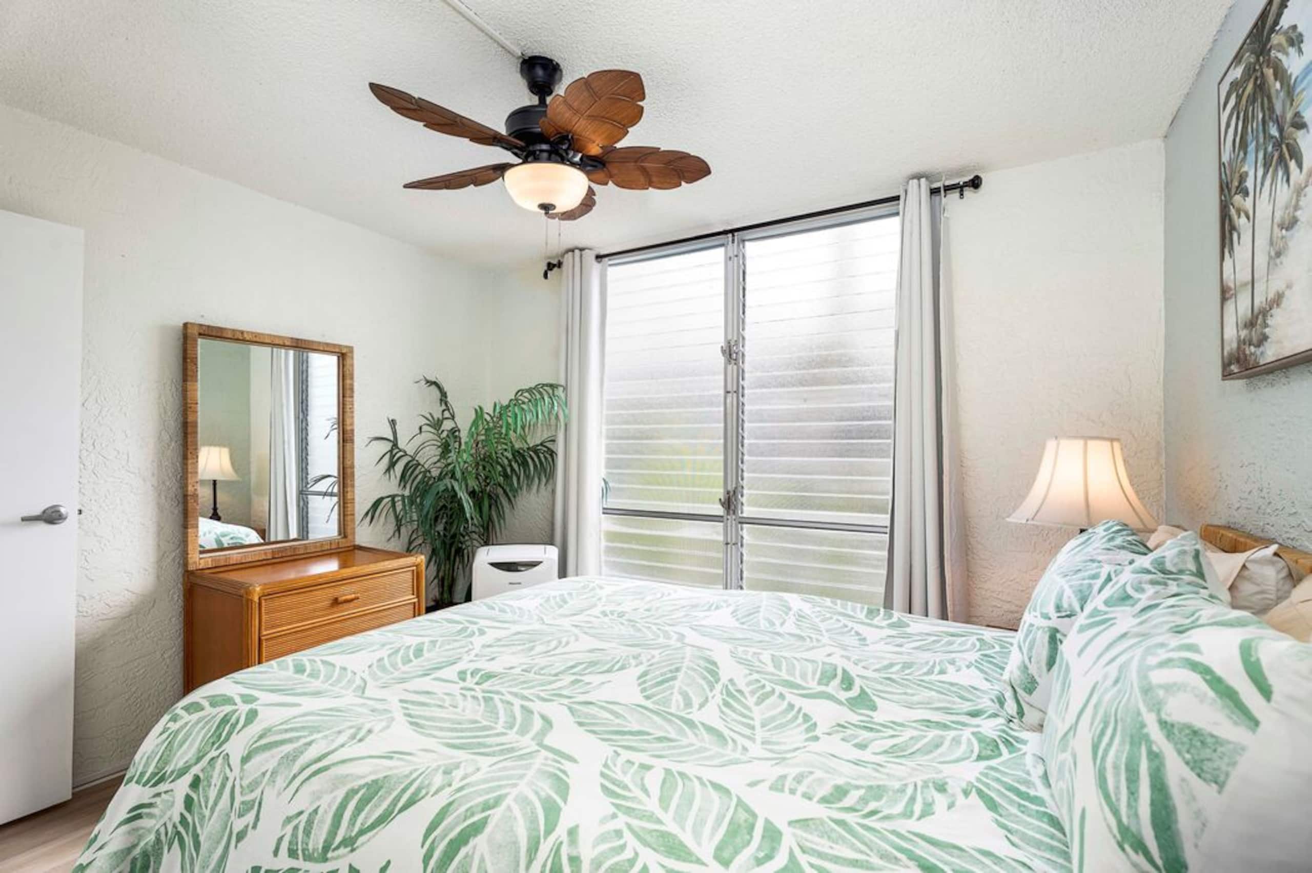 Condo in Kailua-Kona · ★4.68 · 2 bedrooms · 3 beds · 2 baths - Image 25