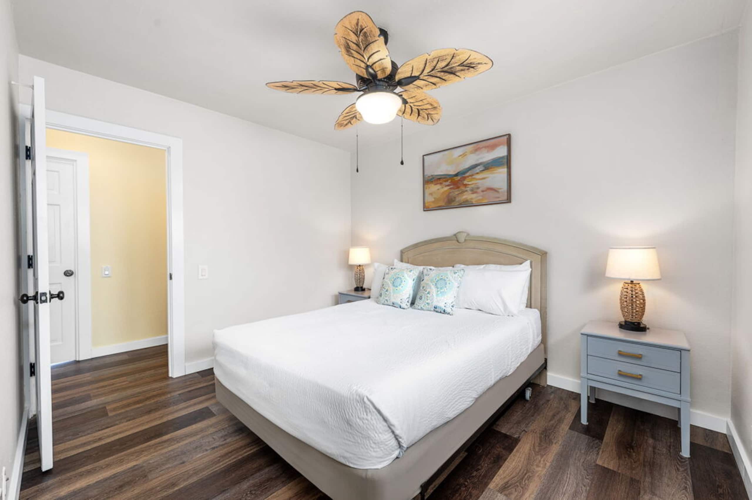Condo in Kailua-Kona · ★4.73 · 3 bedrooms · 4 beds · 2 baths - Image 12