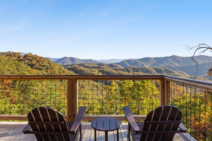 Summit Cabin Rentals managed Airbnb listing 3