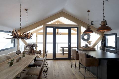 Premium Chalet with sauna & whirlpool outside