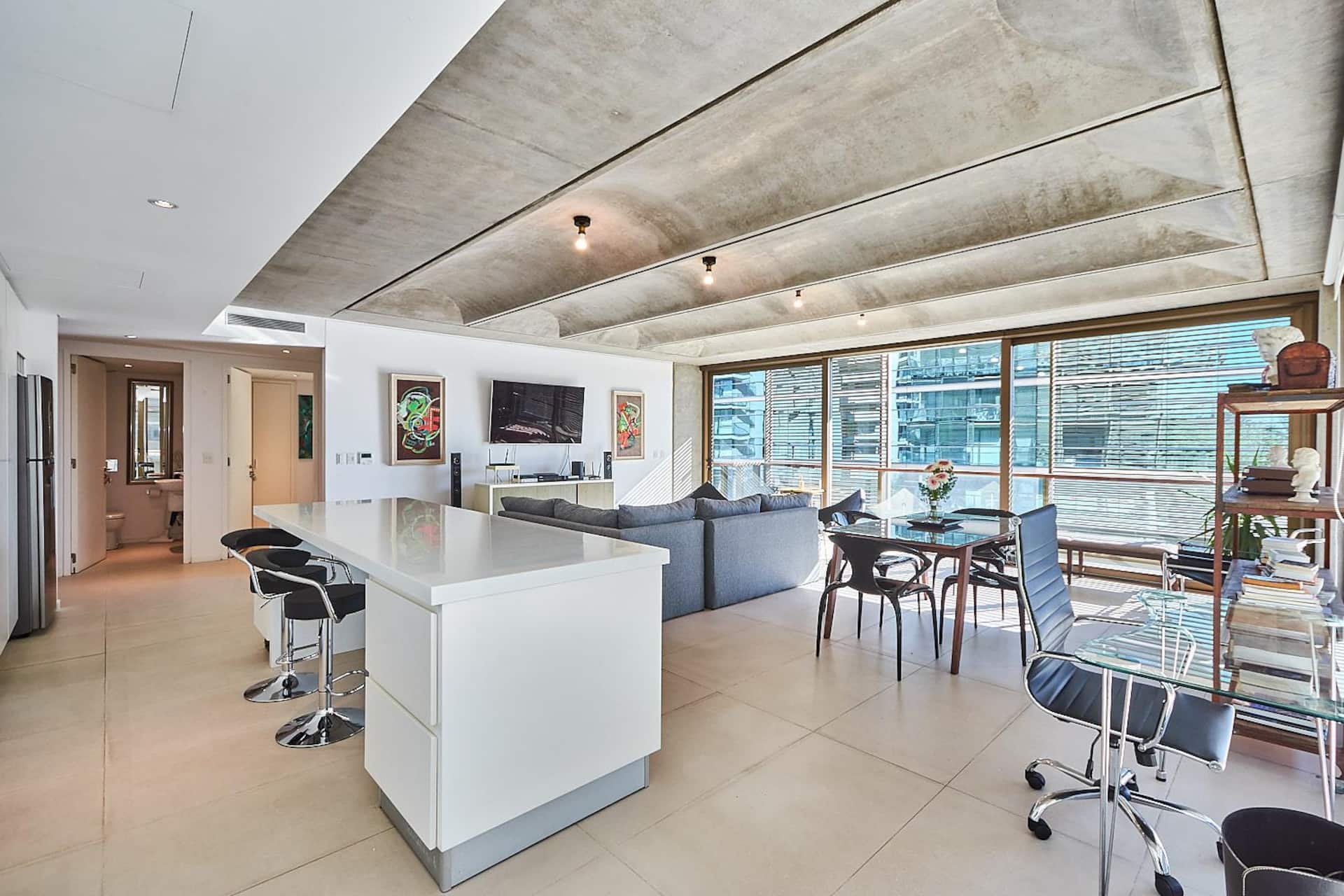 Departamento de 2 ambientes en Puerto Madero con balcón terraza