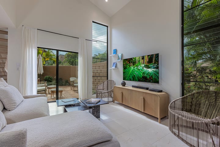 Beachfront Condo W/ 4 Pools And Keawakapu Beach - Wailea Beach