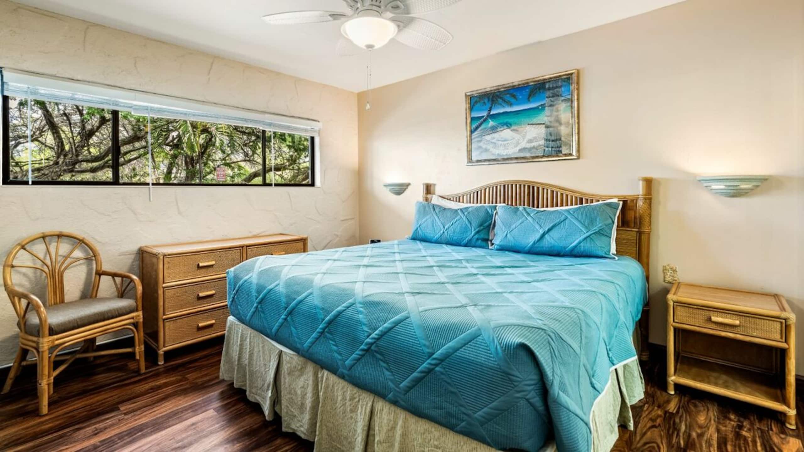Condo in Kailua-Kona · ★4.6 · 2 bedrooms · 2 beds · 2 baths - Image 16