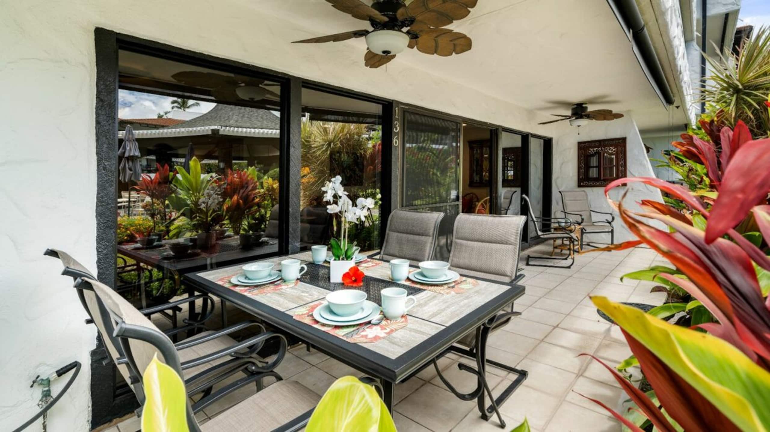 Condo in Kailua-Kona · ★4.6 · 2 bedrooms · 2 beds · 2 baths - Image 5
