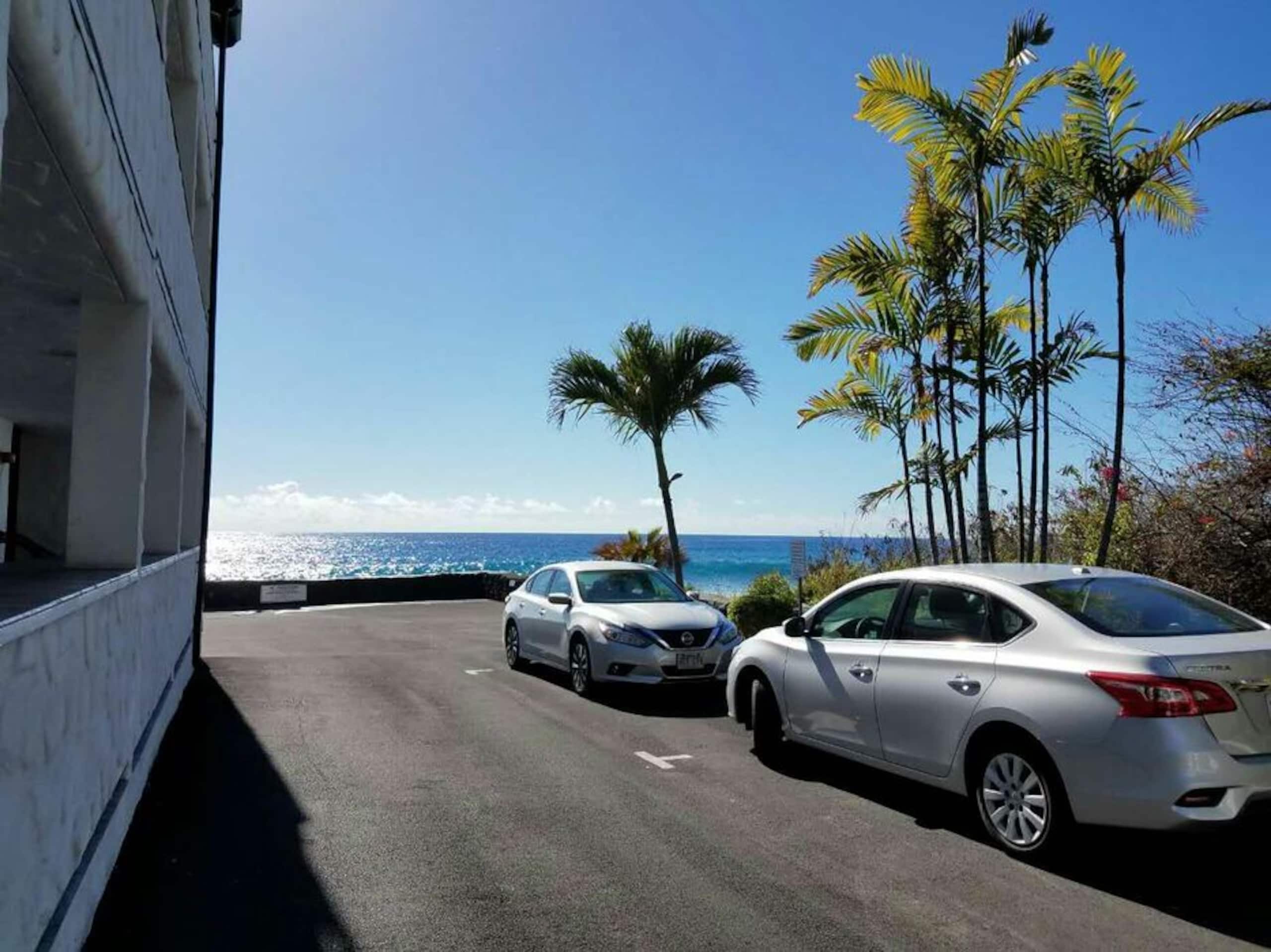 Condo in Kailua-Kona · ★4.6 · 2 bedrooms · 2 beds · 2 baths - Image 37