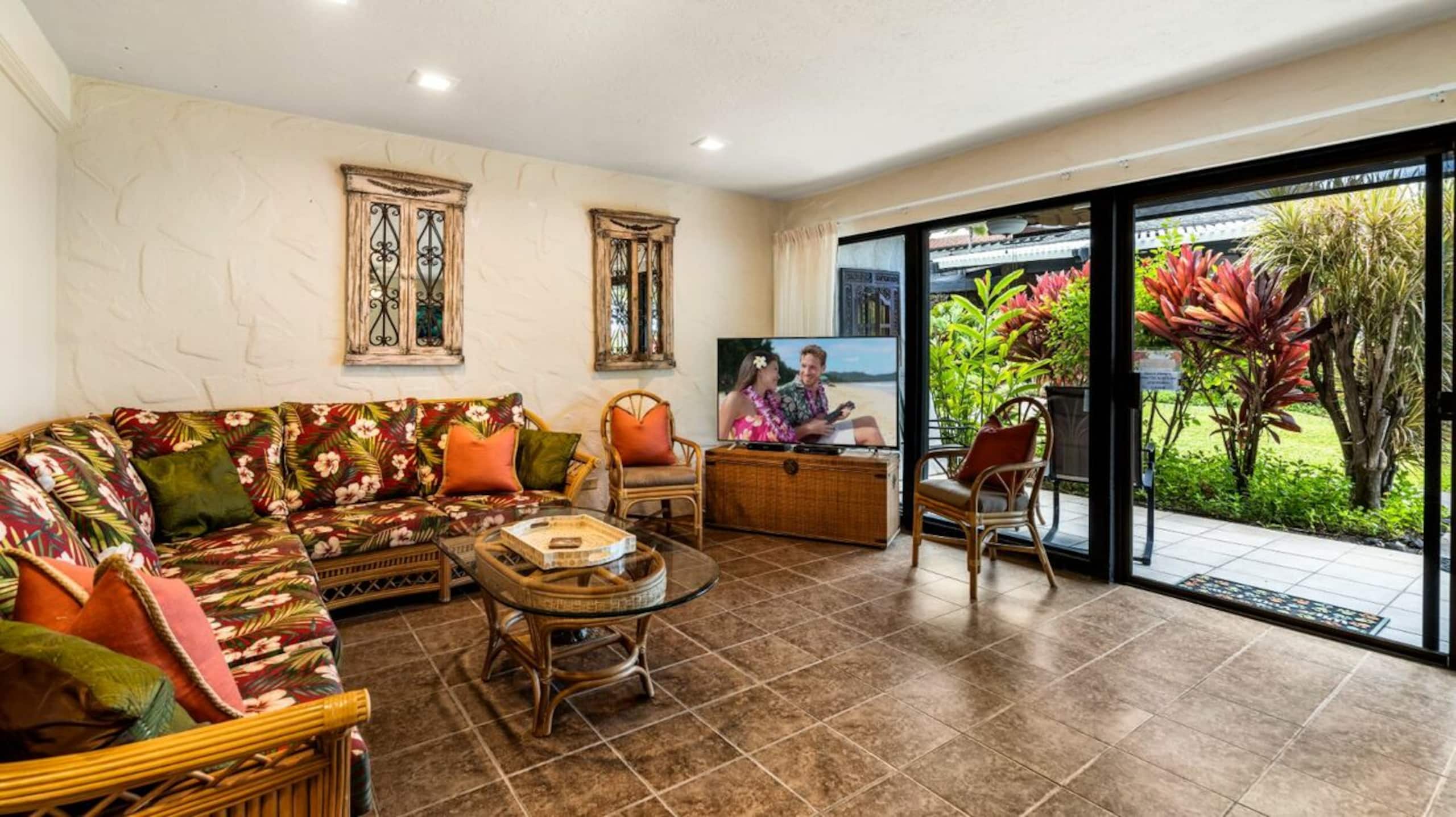 Condo in Kailua-Kona · ★4.6 · 2 bedrooms · 2 beds · 2 baths - Image 8
