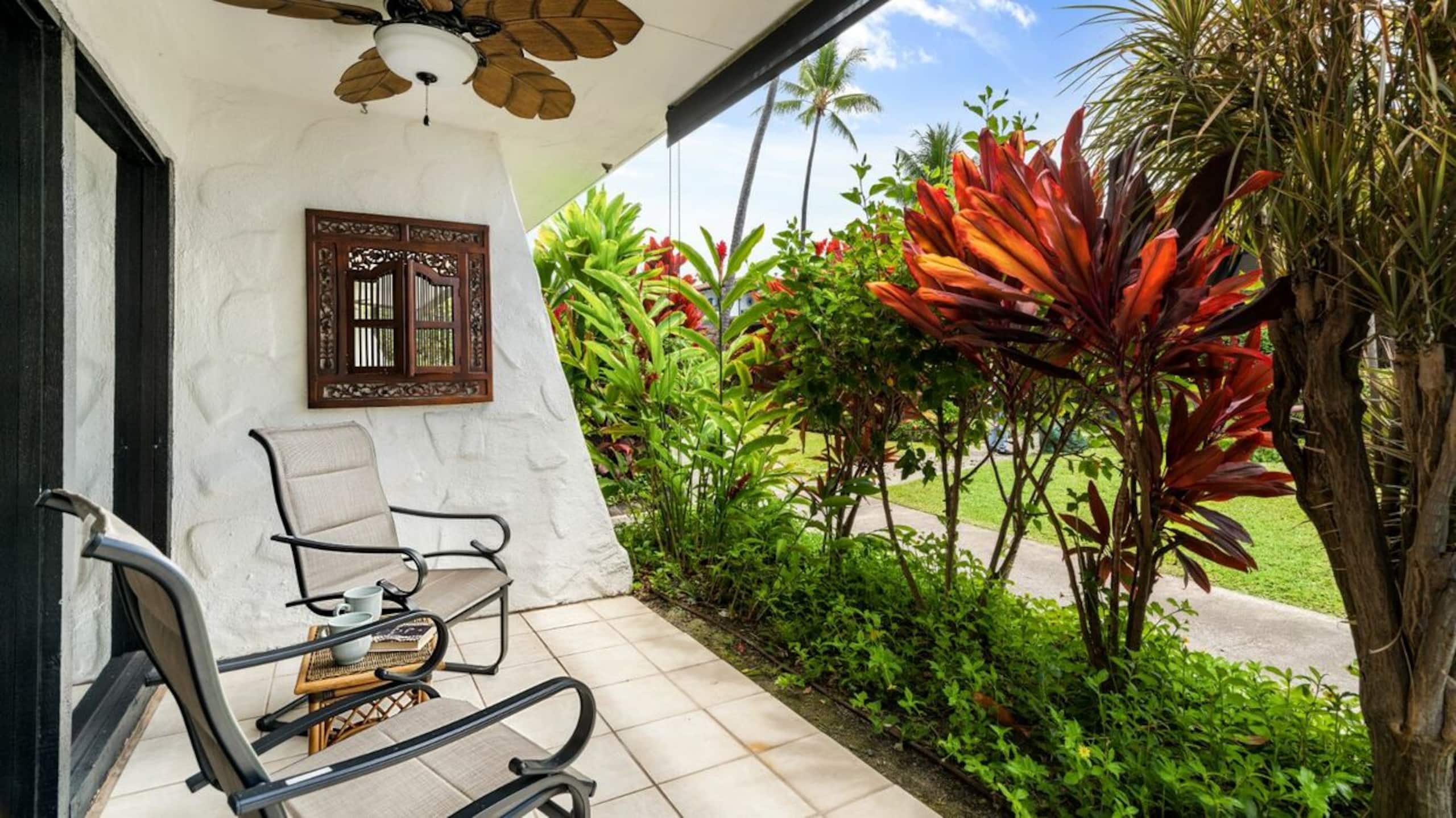 Condo in Kailua-Kona · ★4.6 · 2 bedrooms · 2 beds · 2 baths - Image 24