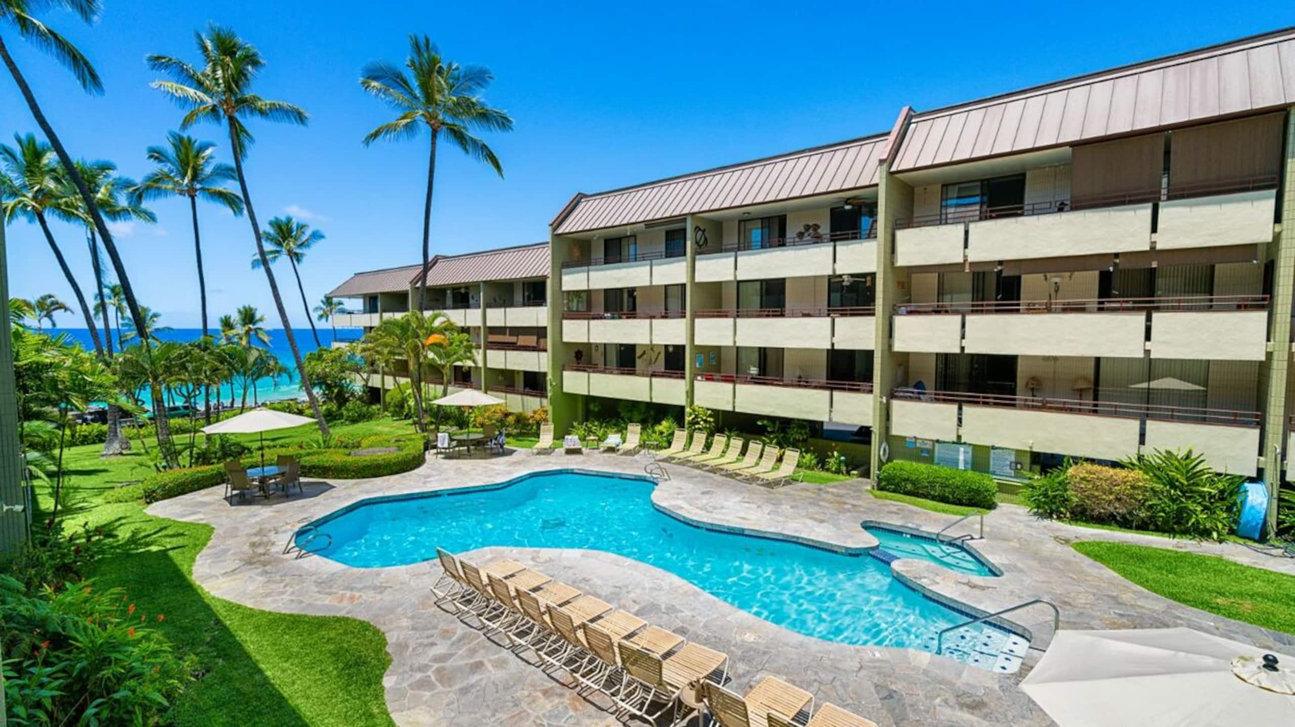Condo in Kailua-Kona · ★4.62 · 2 bedrooms · 3 beds · 2 baths - Image 32