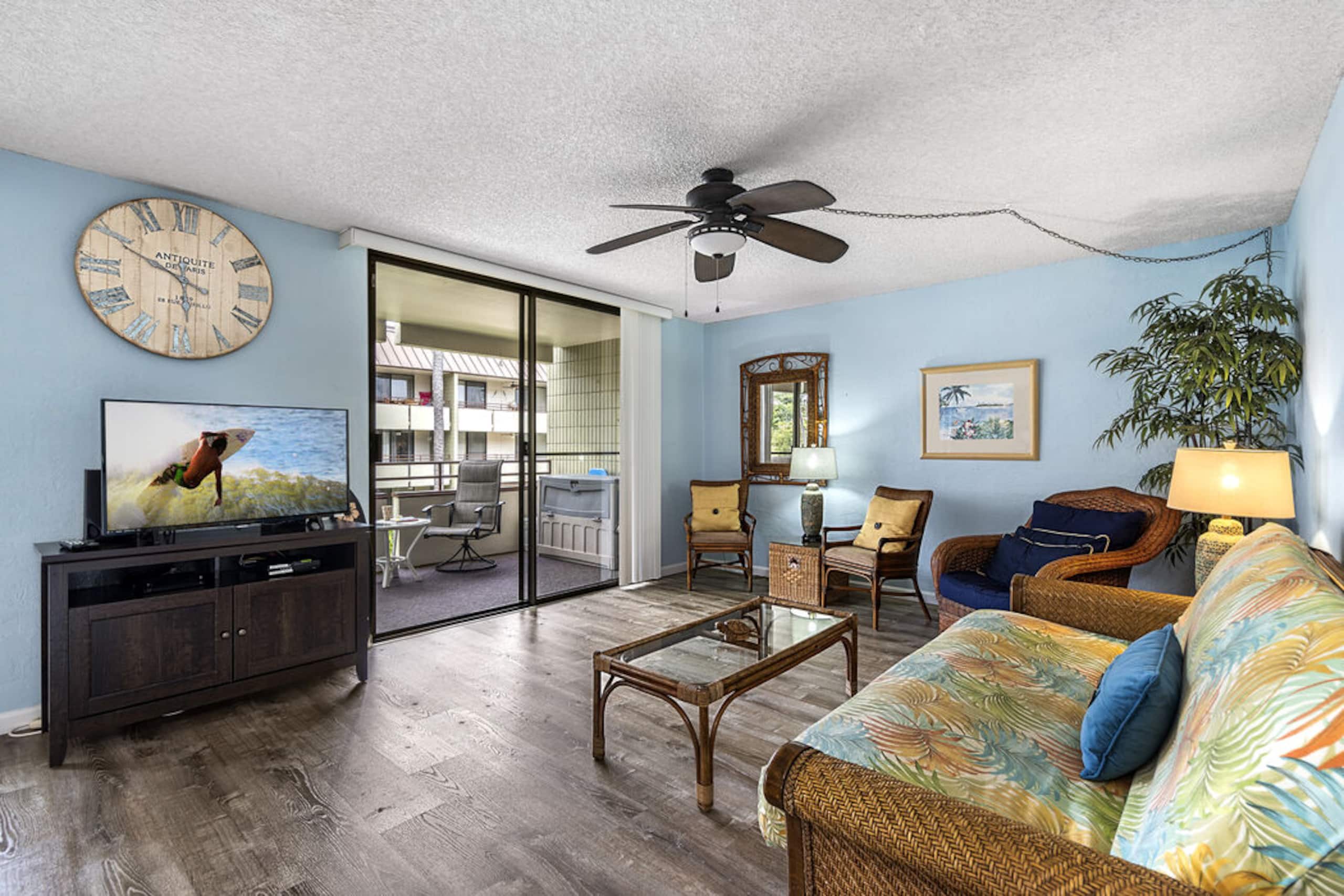 Condo in Kailua-Kona · ★4.62 · 2 bedrooms · 3 beds · 2 baths - Image 4