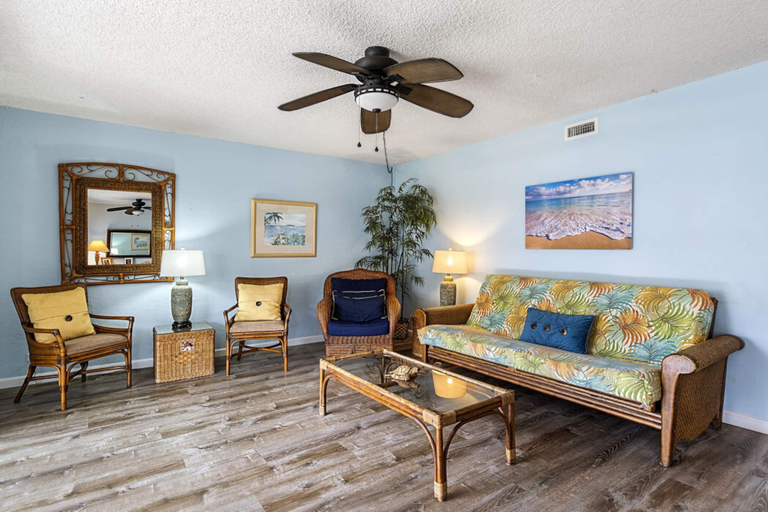 Condo in Kailua-Kona · ★4.62 · 2 bedrooms · 3 beds · 2 baths - Image 3