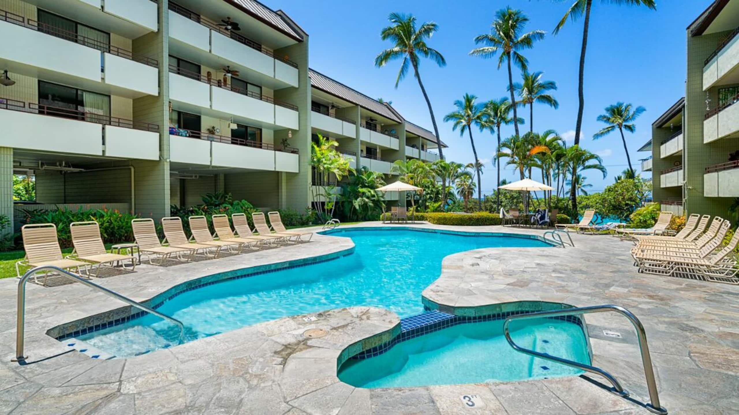 Condo in Kailua-Kona · ★4.62 · 2 bedrooms · 3 beds · 2 baths - Image 31