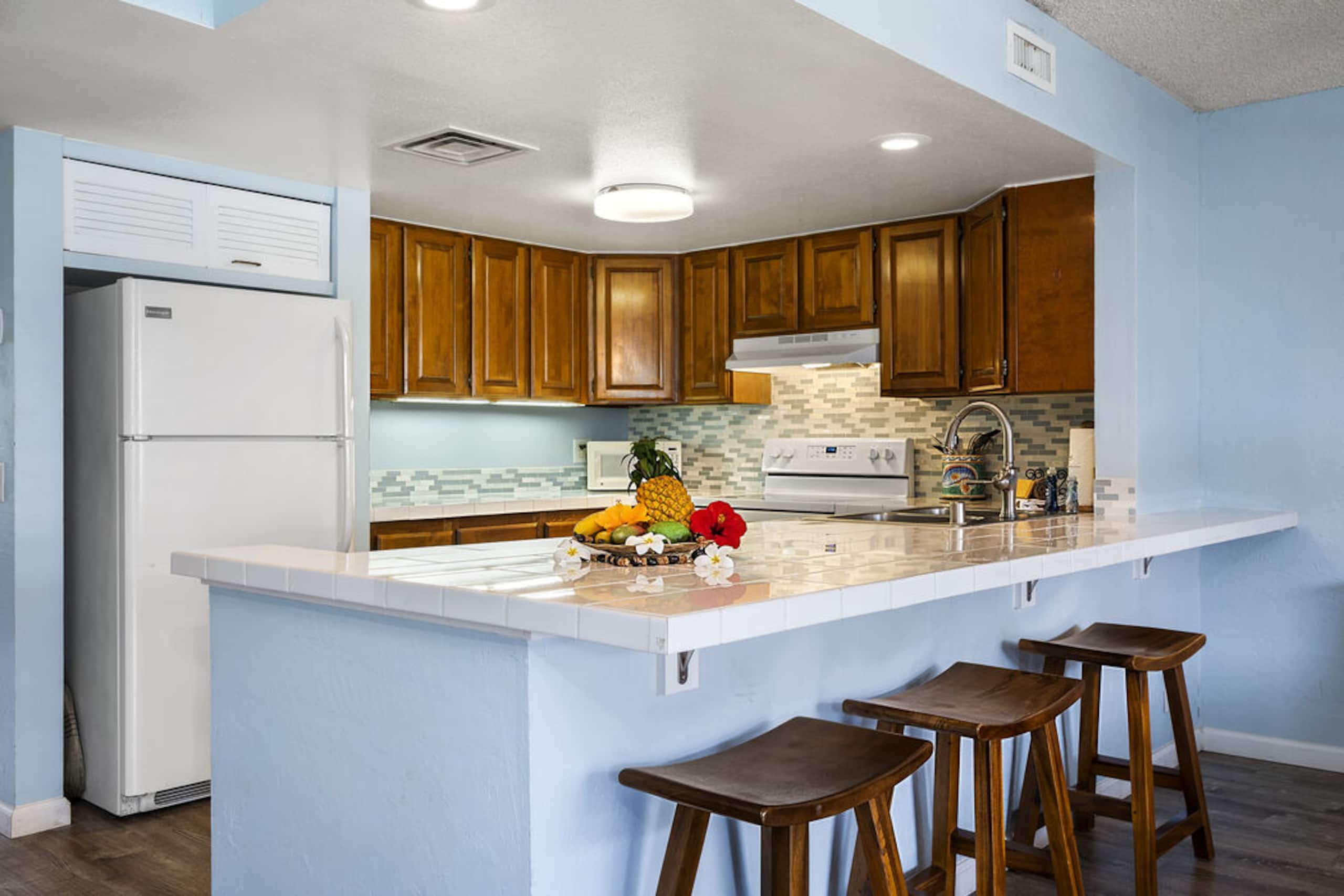 Condo in Kailua-Kona · ★4.62 · 2 bedrooms · 3 beds · 2 baths - Image 5
