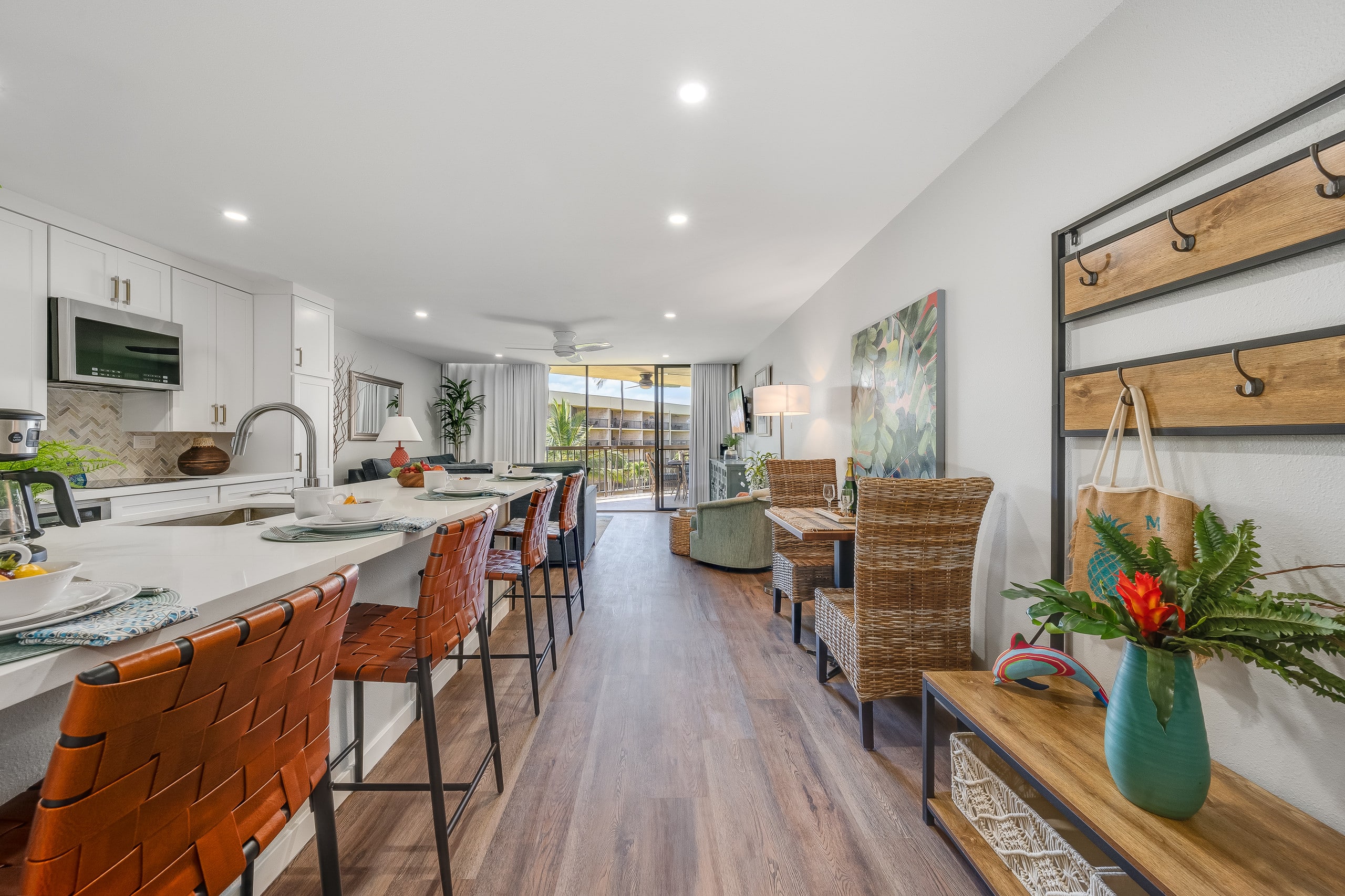 Condo in Kihei · ★4.8 · 1 bedroom · 2 beds · 2 baths - Image 12