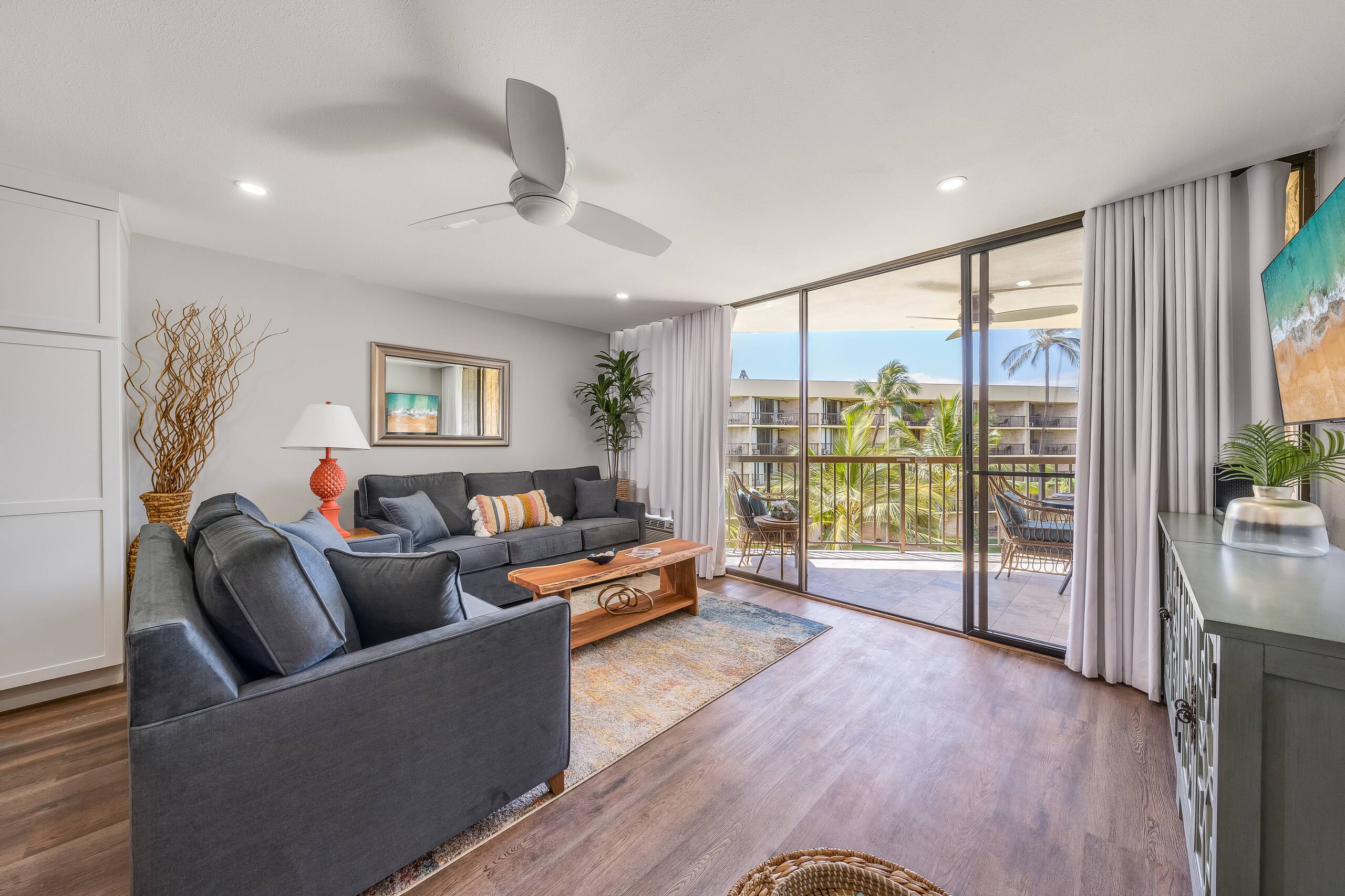 Condo in Kihei · ★4.8 · 1 bedroom · 2 beds · 2 baths - Image 3