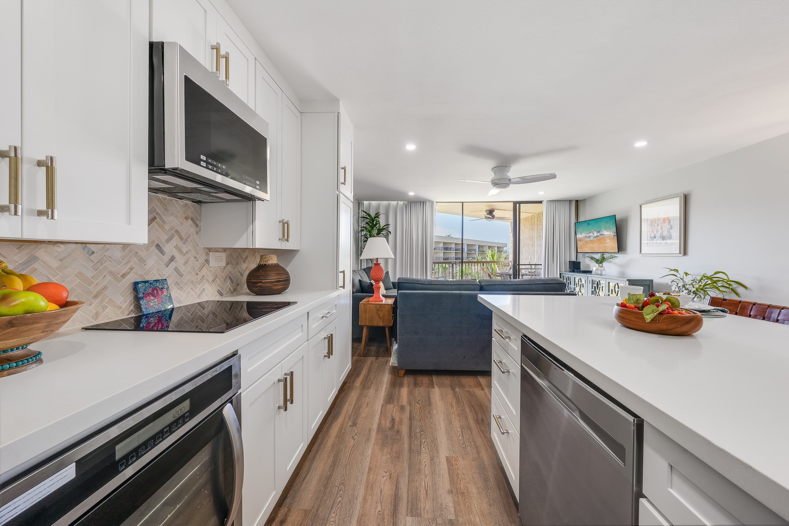 Condo in Kihei · ★4.8 · 1 bedroom · 2 beds · 2 baths - Image 7