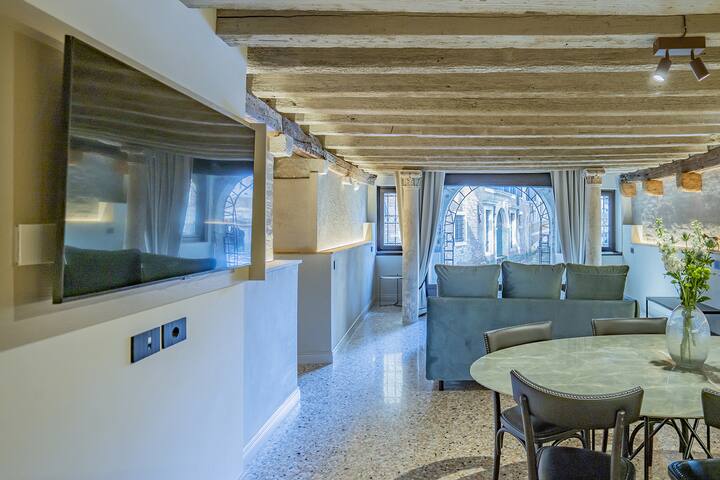 Corte Rubbi 1 A True Canal-side Experience gallery image 4