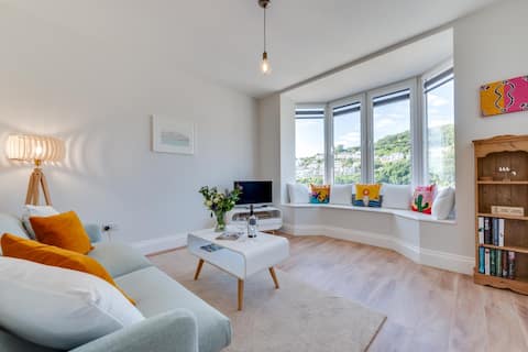 1 Bed in Looe (oc-seahol)