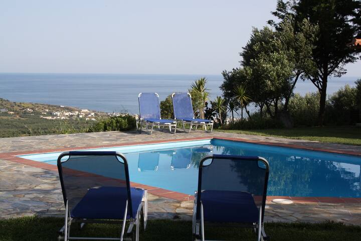 Villa “iliothea” seaside Milatos Crete, swimming p gallery image 4